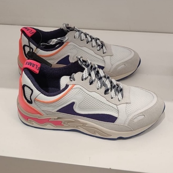 🔥💙NEW WITH TAGS💙🔥Sandro flames sneakers choose the color U’RE looking for - Picture 5 of 8